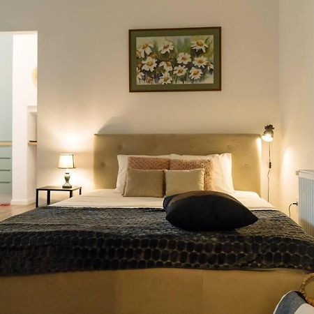 Cozy Studio Next To House Of Parliament بوخارست المظهر الخارجي الصورة