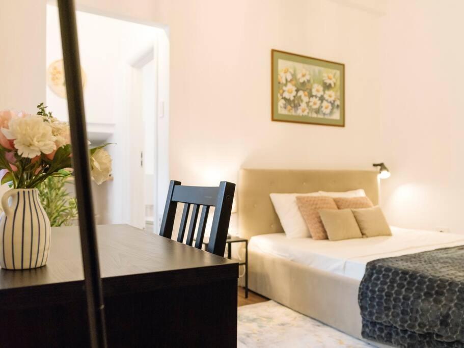 Cozy Studio Next To House Of Parliament بوخارست المظهر الخارجي الصورة